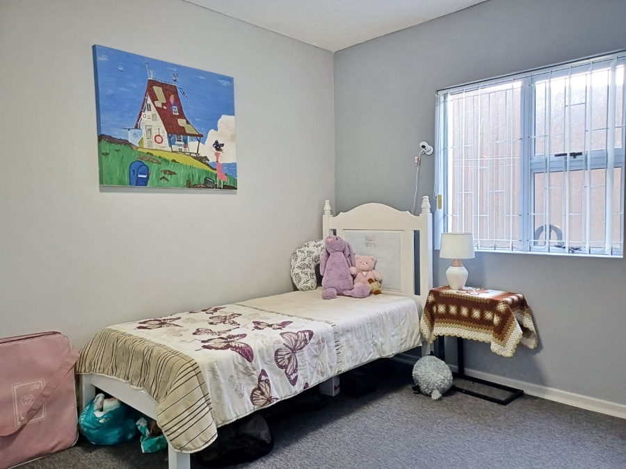 2 Bedroom Property for Sale in Hartenbos Heuwels Western Cape